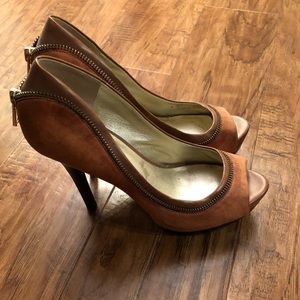 Jessica Simpson Edgy zipper heels